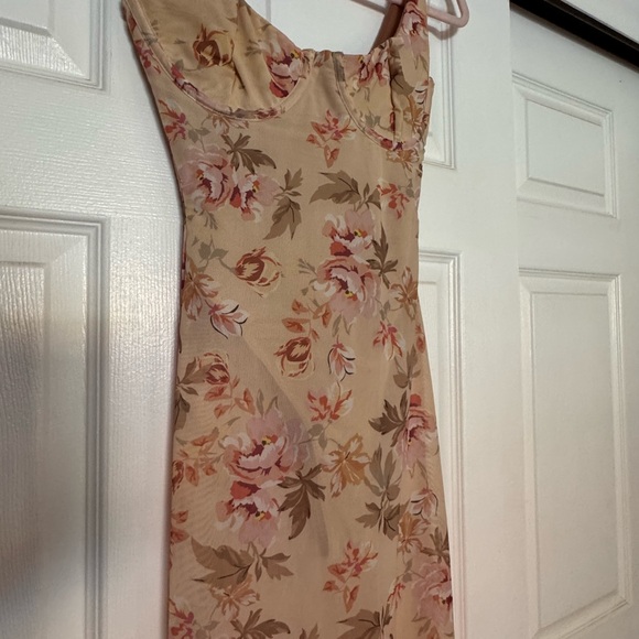 House of CB Cream Maxi Dress - Picture 8 of 9